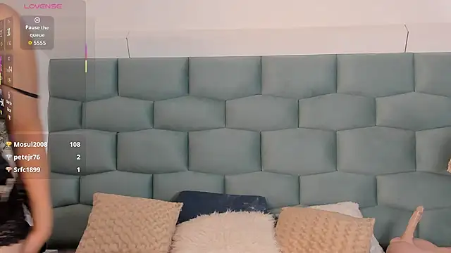 Živý XXX chat MiaMancini