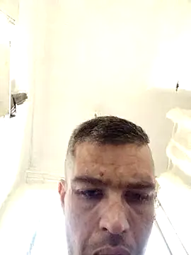 Bigcock10120's Webcam Show