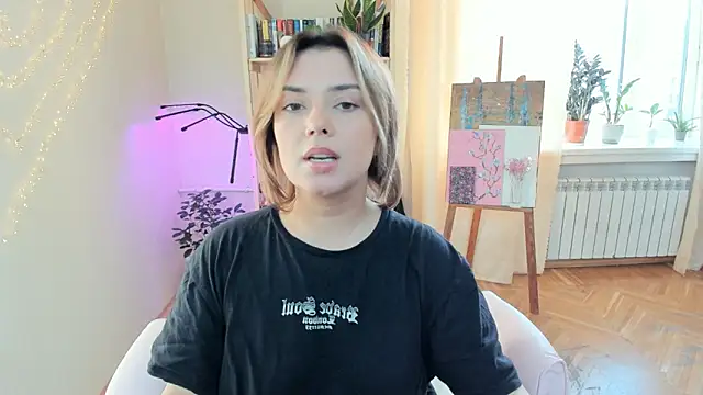 BrightDani Adlı Modelin Canlı XXX Sohbeti