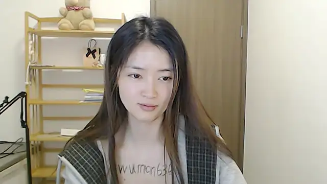 Mimi-cnbaby Adlı Modelin Canlı XXX Sohbeti