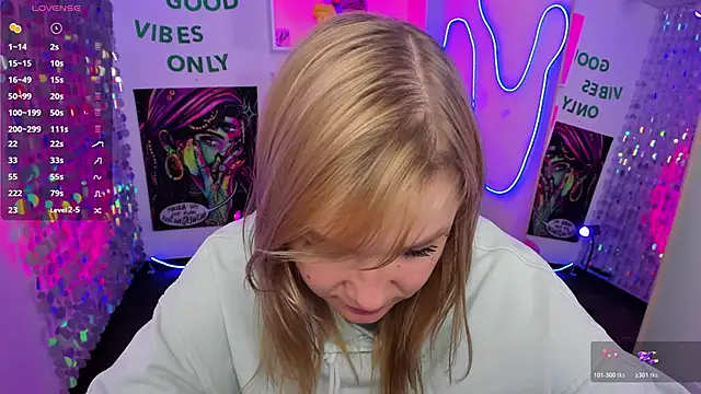 Chat +18 de BellaDreamy ao vivo