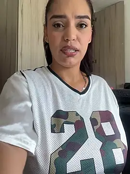 XXX chat uživo modela Sara-77