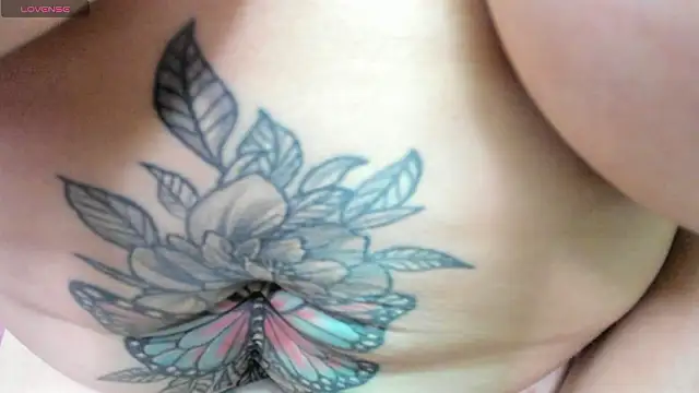 Czat XXX na żywo – ScarletBigTitties