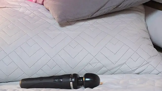 ambar_rosse25 élő XXX-chatje