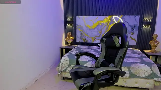 Show de webcam de Dark_Desiree18