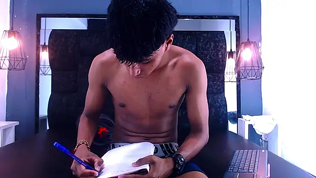 Kyle_Dimons: онлайн-секс-чат