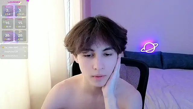 _LukaHayes_ Webcam Show