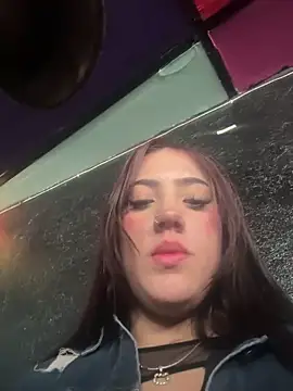 Sembang XXX Secara Langsung Munequita_med44