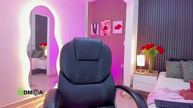 natasha__jackson Adlı Modelin Canlı XXX Sohbeti