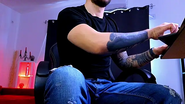 Chat +18 de MightyAaron66 ao vivo