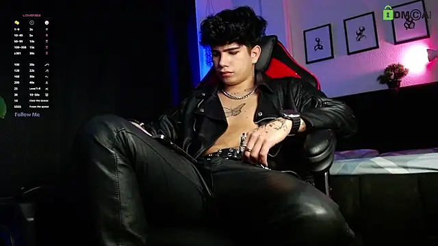 LyleBennett_ Webcam-Show