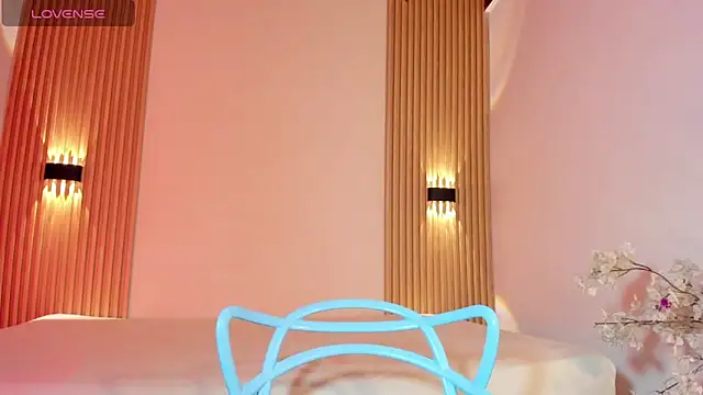 แชท XXX สดของ LaylaEmber