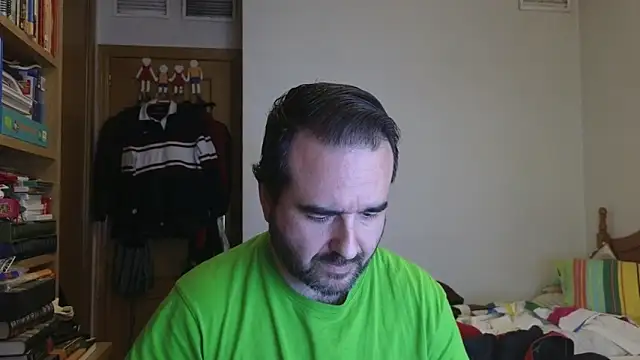 curiosillo83's Live XXX Chat