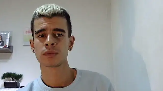 Im_IanBlack's Live XXX Chat