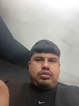 DickMasterfindom's Live XXX Chat