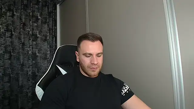 Thori92's Live XXX Chat