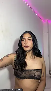 NikitaDragunXXX: διαδικτυακό σόου στην κάμερα