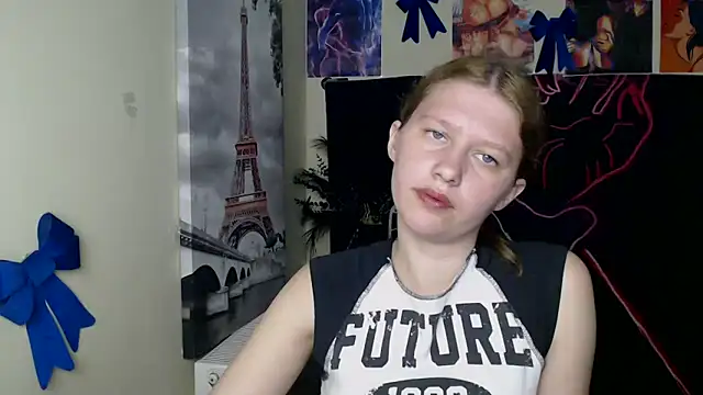 دردشة StellaCRL الجنسية المباشرة