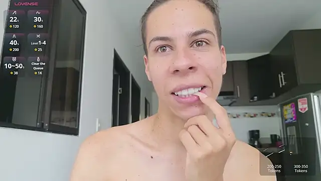 grey___27 élő XXX-chatje