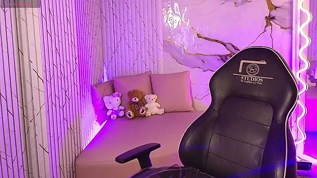 PEACHY_TAY's Live XXX Chat