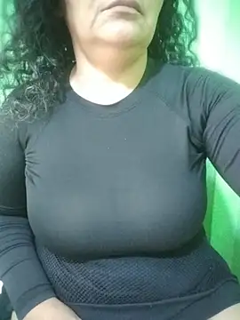 Chat +18 de Amarantha25 ao vivo