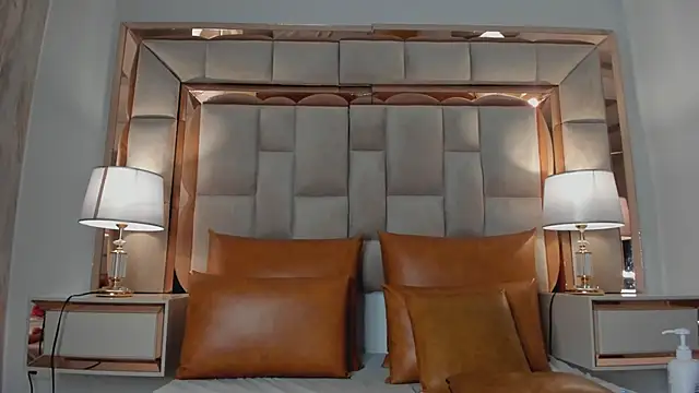 Chat +18 de ValentinaBreats ao vivo