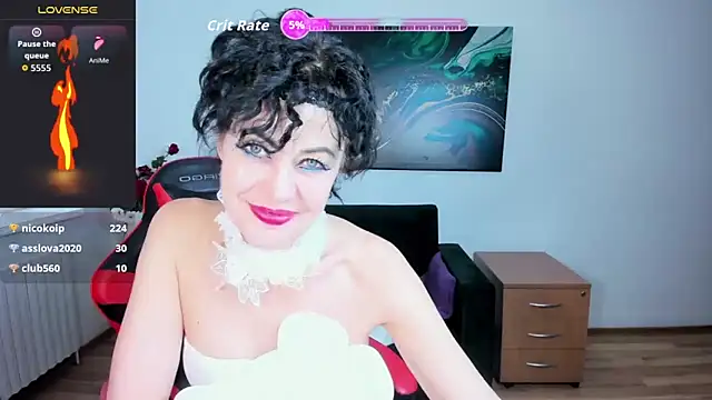 Silvia_Wallec's Live XXX Chat