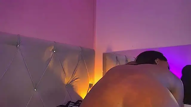 FiorelaLenin: онлайн-секс-чат