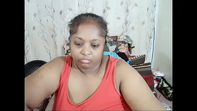 Indiantasha's Live XXX Chat