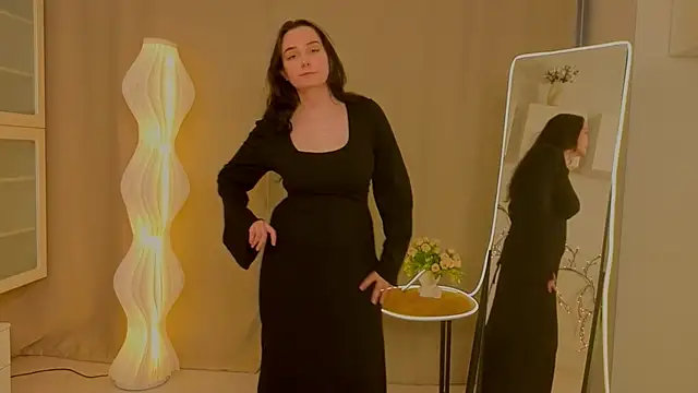 KaraNeagle: онлайн-секс-чат