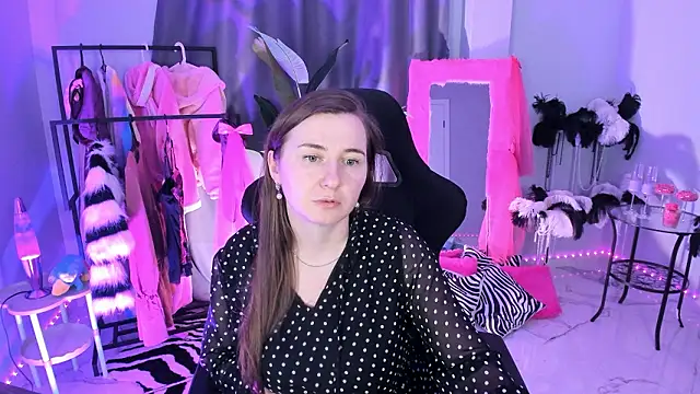 Golden_Dragon Adlı Modelin Canlı XXX Sohbeti