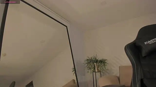 KylaMorrison 现场XXX聊天