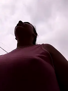 ValeriaSantos- Chat XXX in diretta