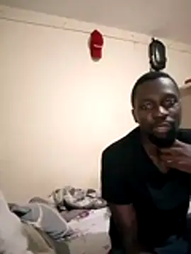 Brian_johnsのウェブカメラショー