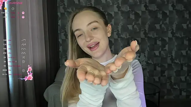 A_delinan Live XXX chat