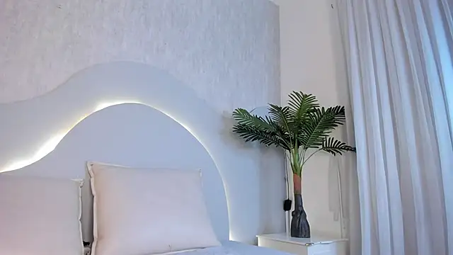 CannelaSmith Chat XXX in diretta