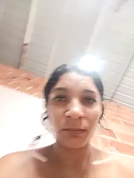 chikivivi-'s Webcam Show