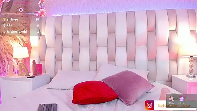 دردشة Viollet_xoxo الجنسية المباشرة