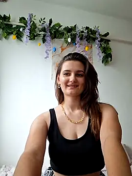 Nika_aa Chat XXX in diretta