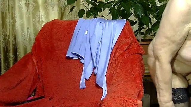 Emma52610: онлайн-секс-чат