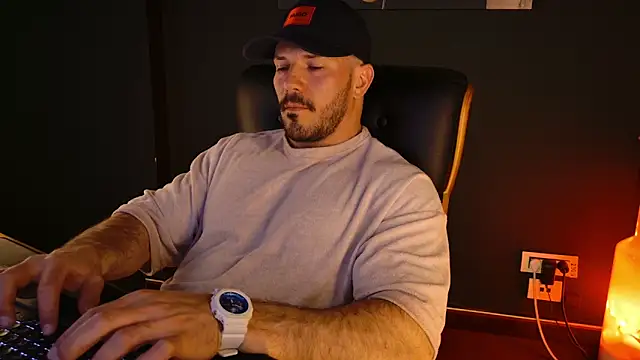 AngeloEric: вебкам-шоу