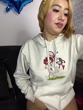 Chat XXX en directo de Bella_haddid777