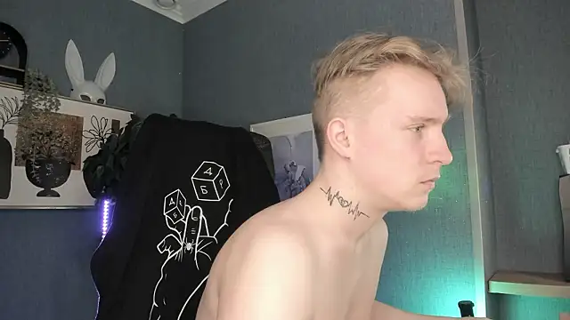 Chat +18 de AlexxSweet ao vivo