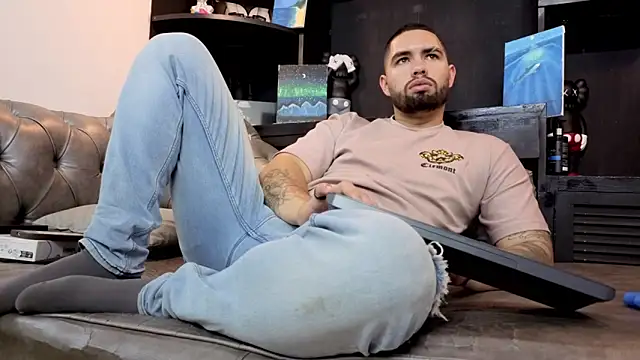 Czat XXX na żywo – matteosantos