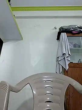 Show de Priyanka_30 na webcam