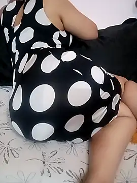 Nikitasharma__ – Live XXX-chat