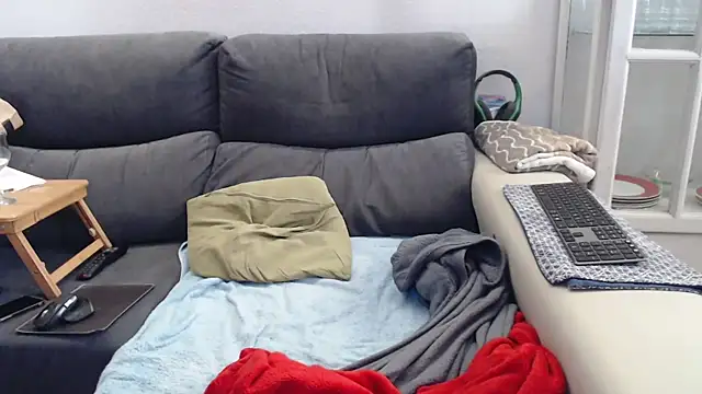 Nudelschwanz 网络视讯表演