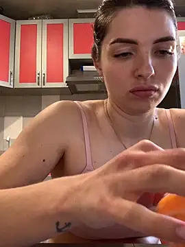 แชท XXX สดของ SeducingYoghourt