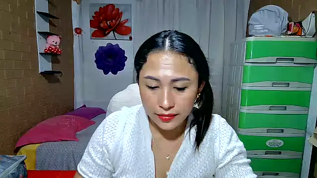 Filipina_Desire Live XXX-chat