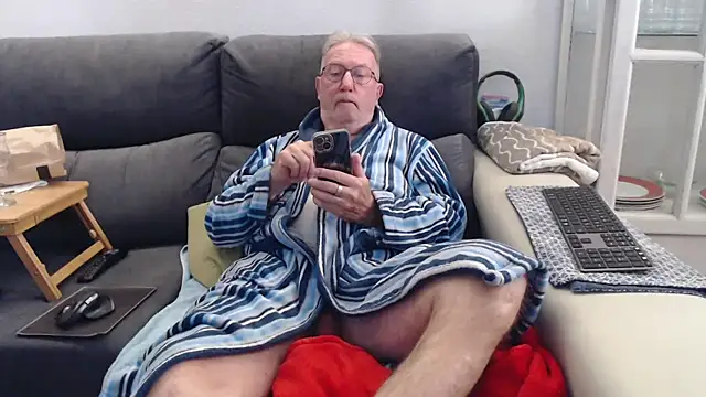 Nudelschwanz 网络视讯表演